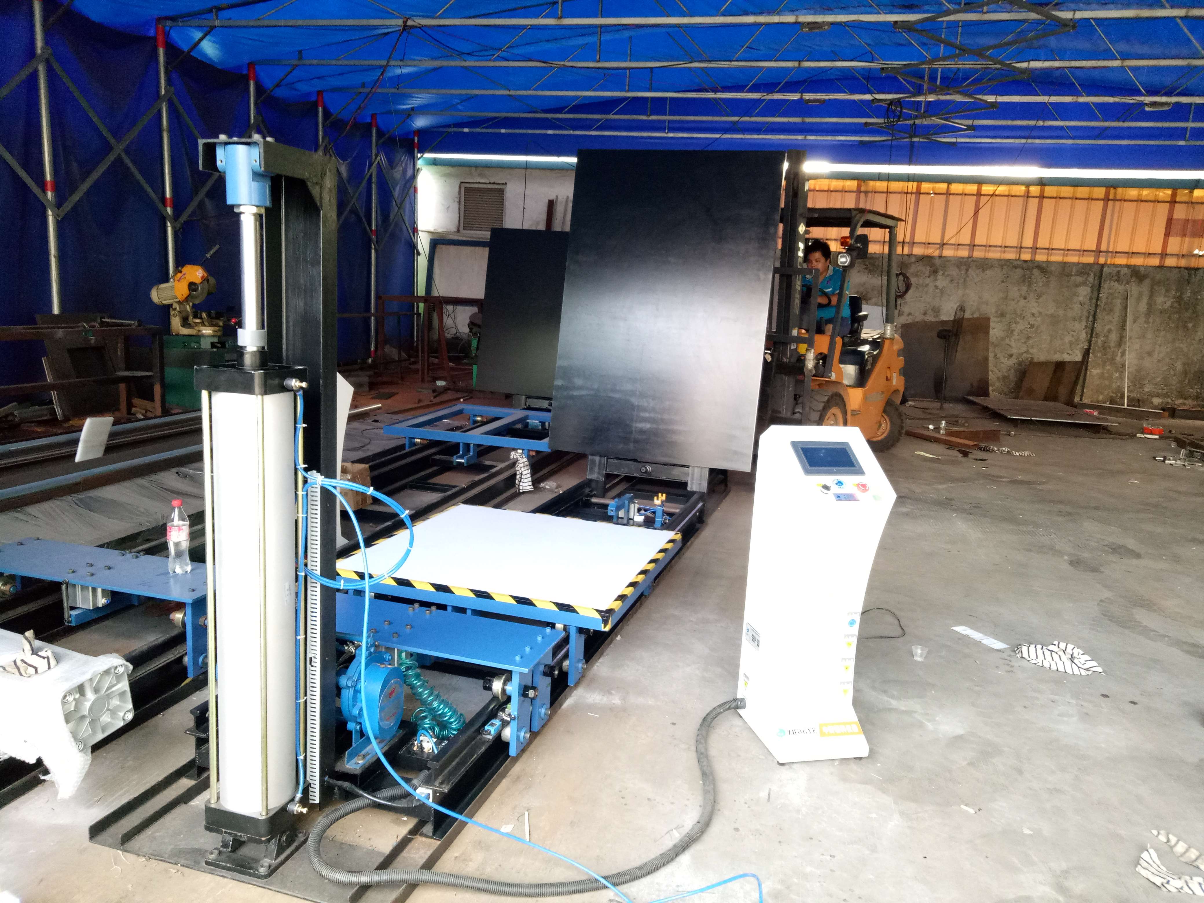 包裝箱斜面沖擊臺(tái)測(cè)試儀，斜面沖擊臺(tái)試驗(yàn)機(jī)